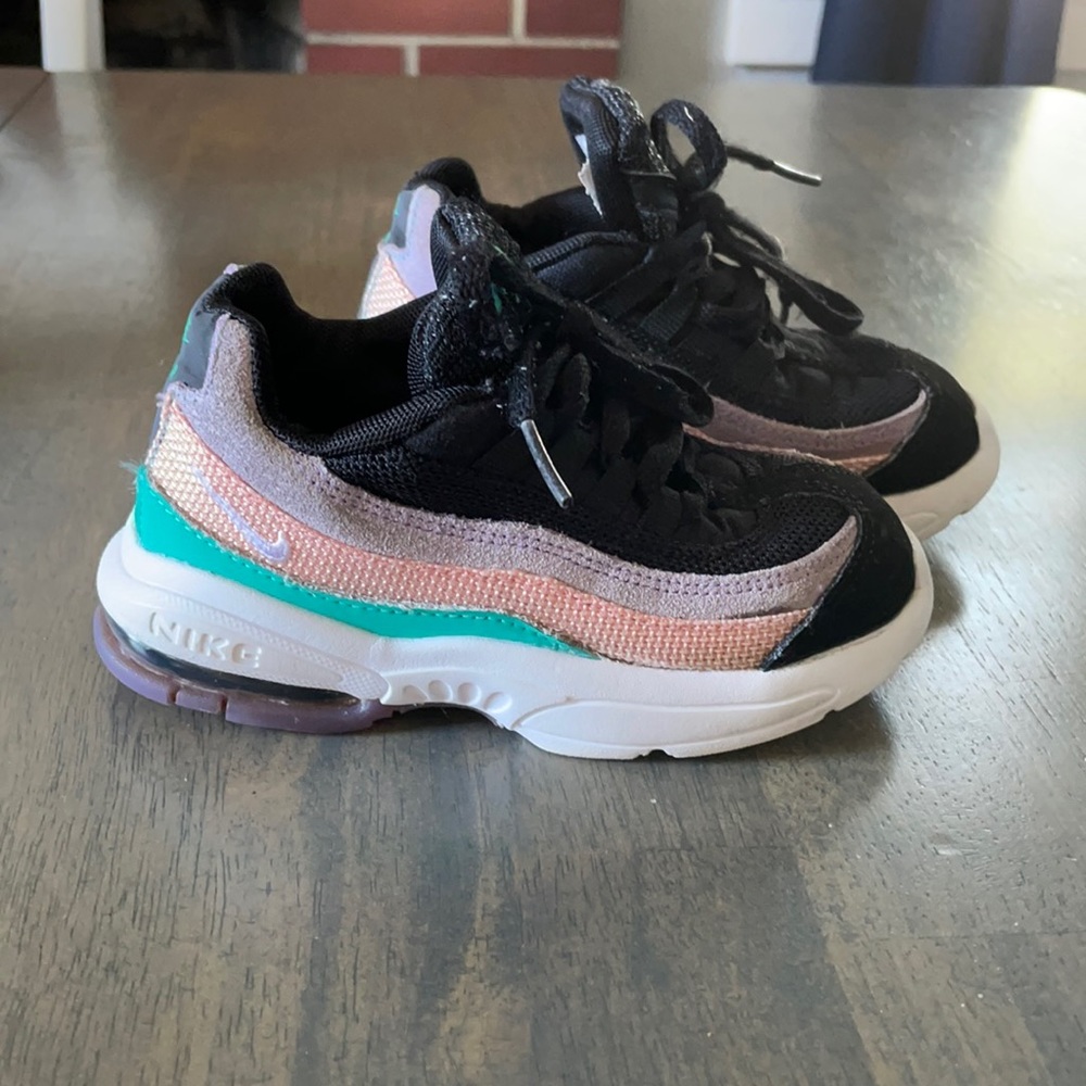 Nike air max toddler size 9